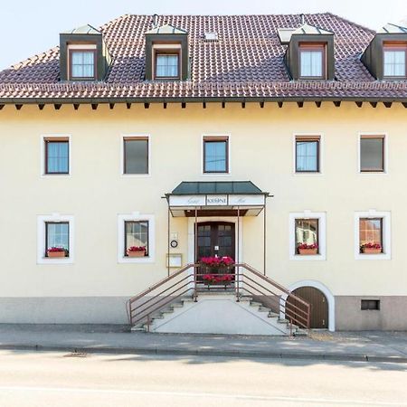Hotel Krone Strassdorf Швебиш-Гмюнд Экстерьер фото