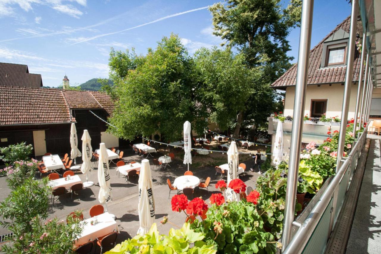 Hotel Krone Strassdorf Швебиш-Гмюнд Экстерьер фото